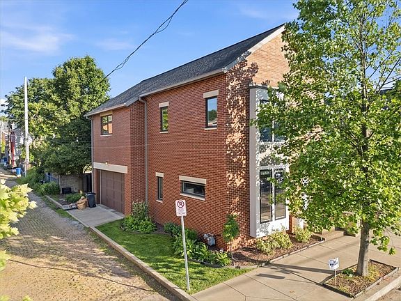 2nd image of 4606 Hatfield St