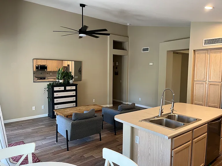 1181 W Goldfinch Way — Photo 10