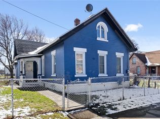 55 Oakman St, Rochester, NY 14605