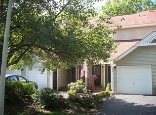 3 Preston King Trl, Oak Ridge, NJ 07438
