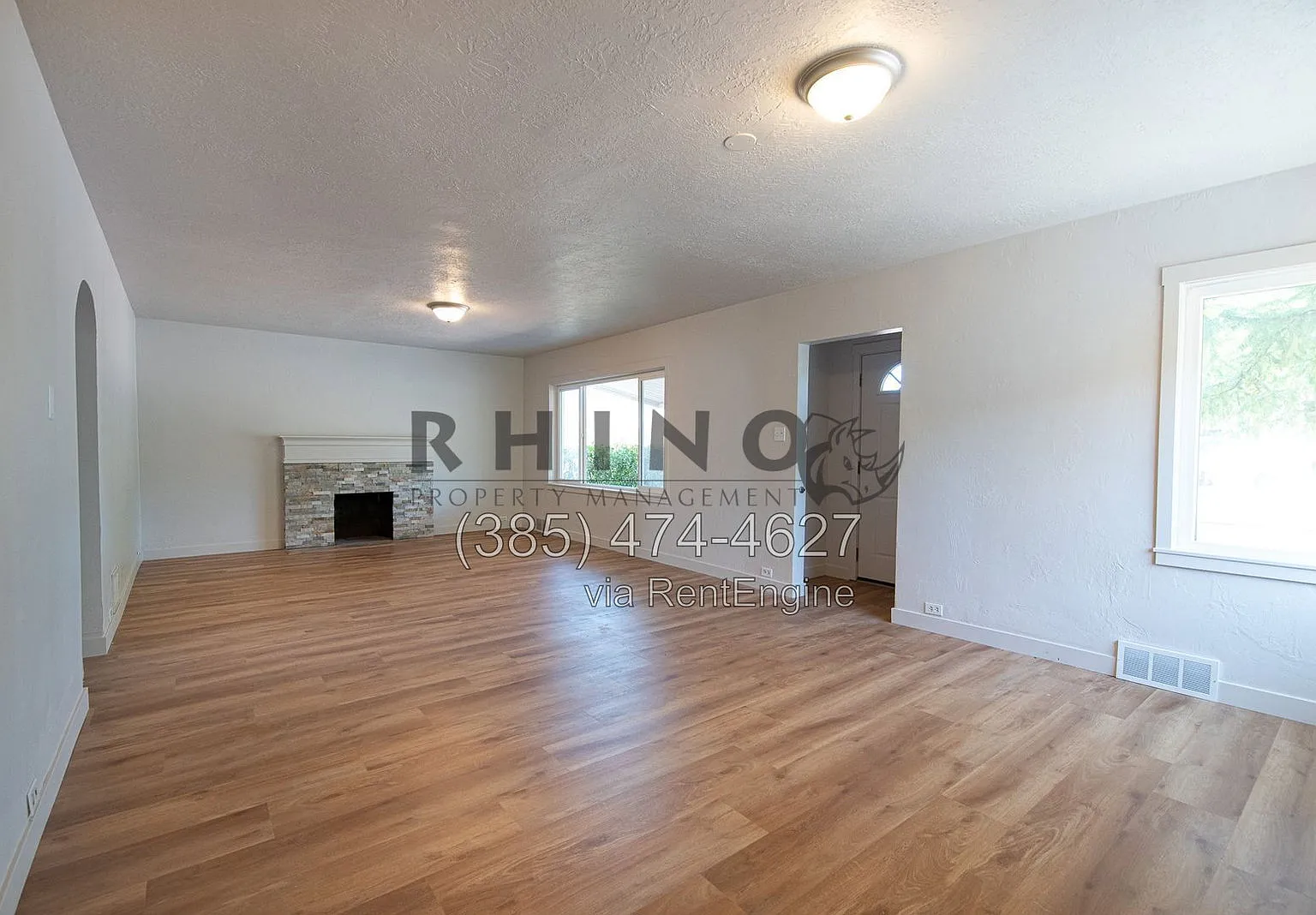 3 bed, 1.0 bath, 1210 sqft, $1,800 — Photo 2