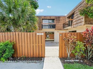 4011 Palm Bay Cir APT A, West Palm Beach, FL 33406