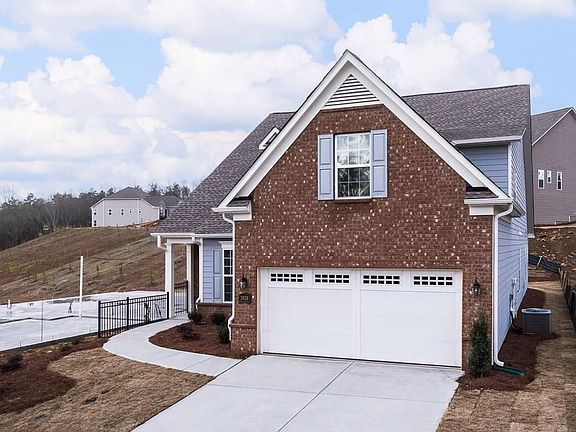 3rd image of 3938 Sweet Magnolia Dr
