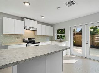 1598 NE 36th St, Oakland Park, FL 33334