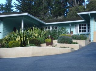25505 Canada Dr, Carmel, CA 93923