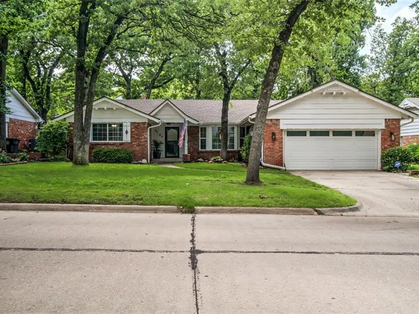 2105 N Alexander Ln, Bethany, OK 73008