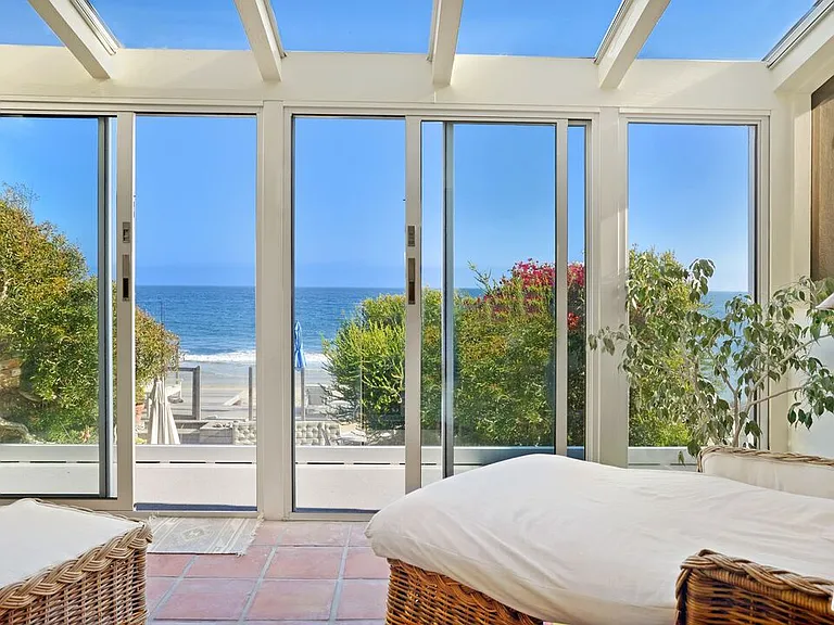 23752 Malibu Rd — Photo 26