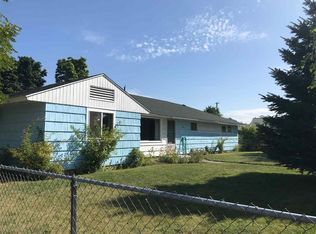 1205 E Crown Ave, Spokane, WA 99207