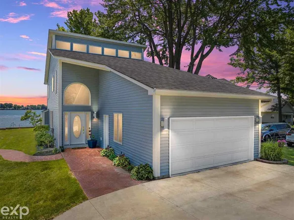 9399 N River Rd, Algonac, MI 48001