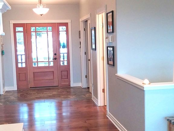 Bright entry way