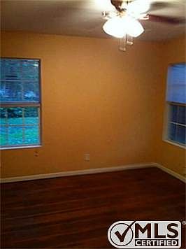 4th image of 3725 Davila Dr