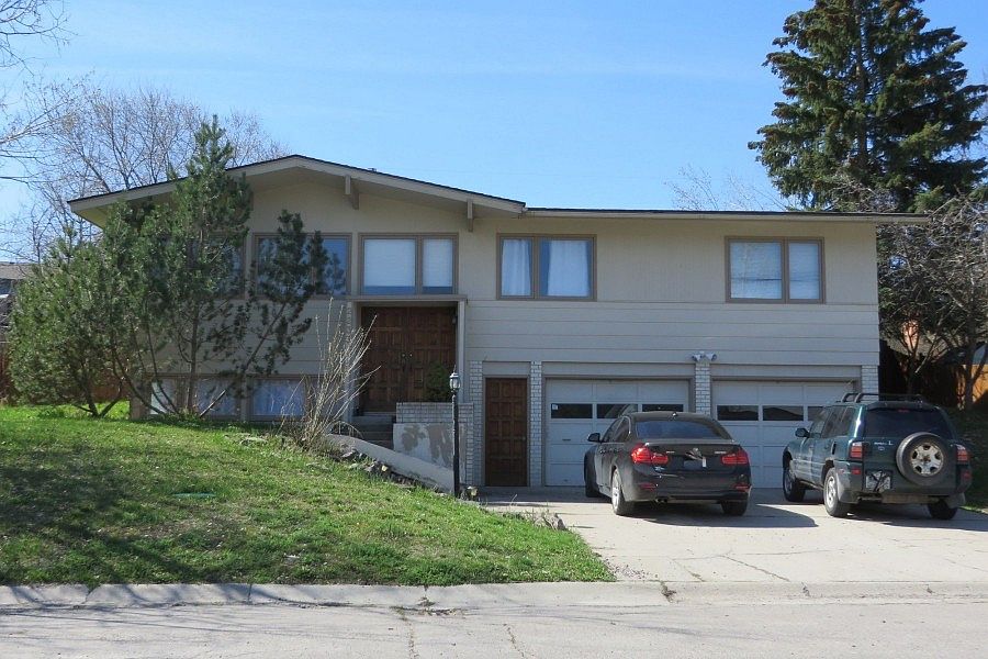 1st image of 2233 Briggs St