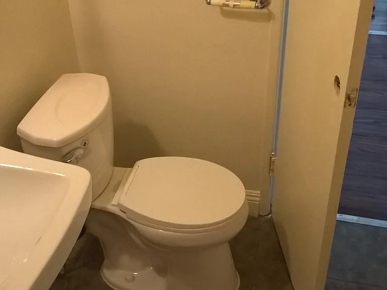 821 Olive Ave #5 — Photo 7