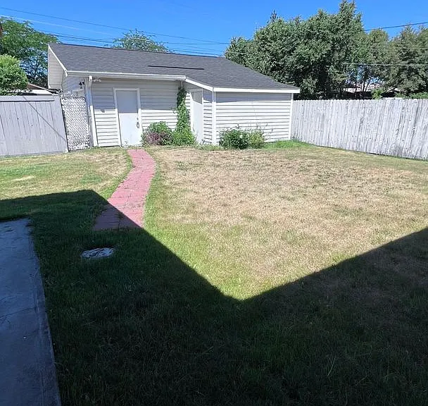 6111 N Standard St — Photo 21