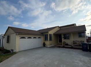 11511 Haas Ave, Hawthorne, CA 90250