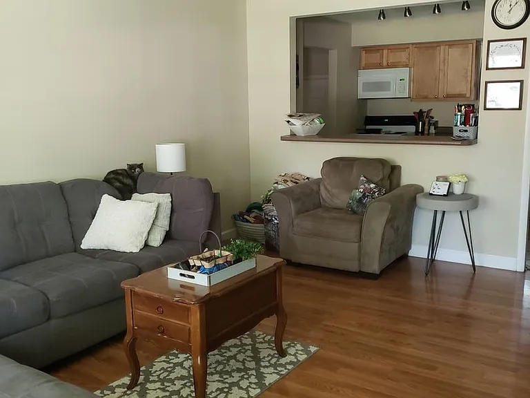 2303 Glenoak Dr — Photo 11