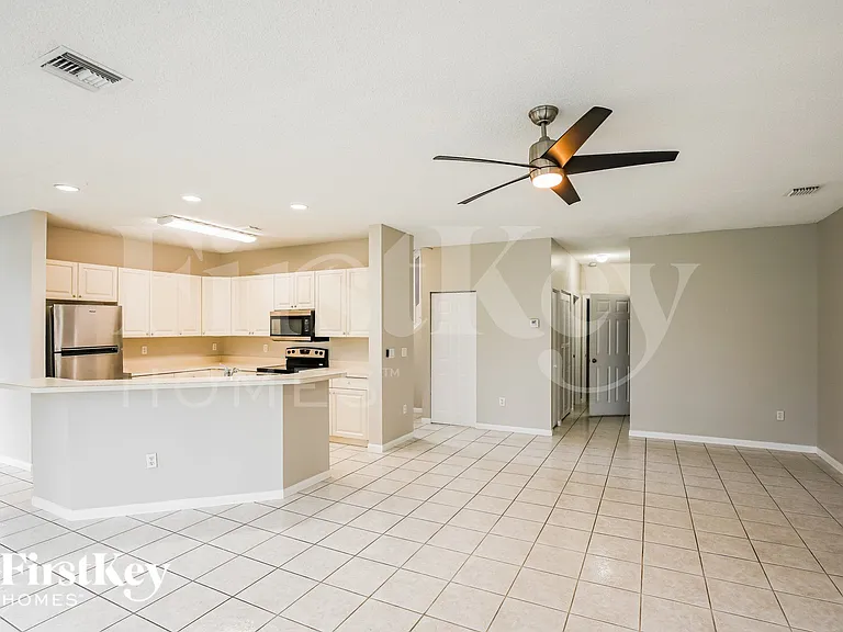 1436 NW 159th Ln — Photo 7