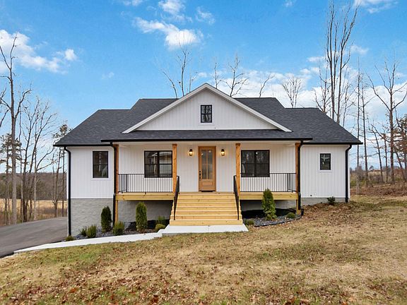 3rd image of 439 Aspen Dr