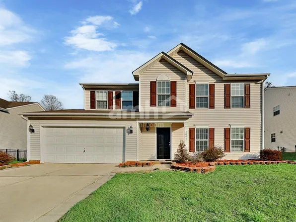 3008 Secret Garden Ct, Indian Trail, NC 28079