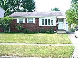 1st image of 877 Wilder Ave