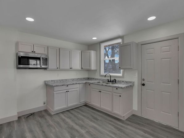 807-809 E Deshler Ave #807