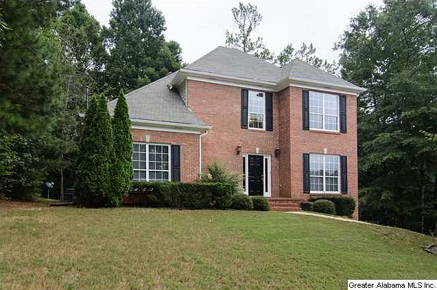 1st image of 184 Woodbury Dr