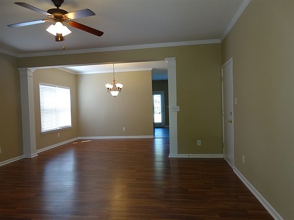 2nd image of 106 Clacton Ct