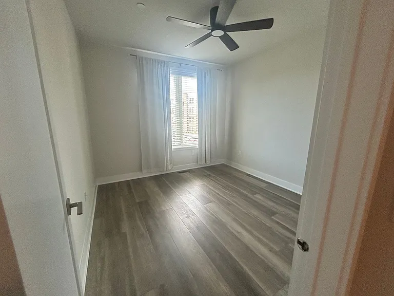 1105 Morton Aly — Photo 19