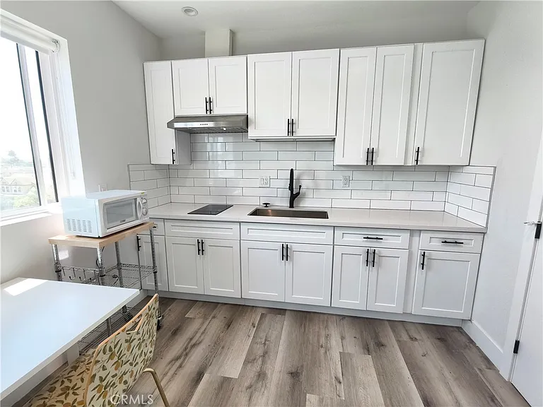 3020 S Normandie Ave — Photo 16