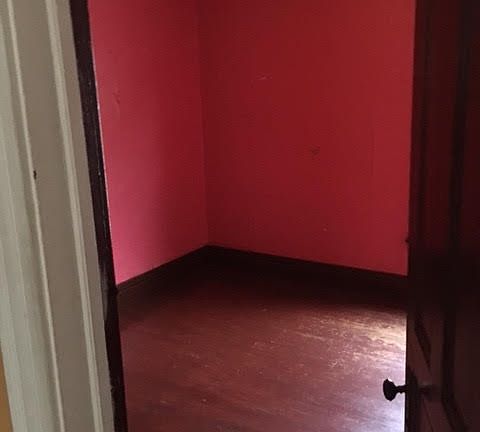 3rd image of 218 Laurel St #2