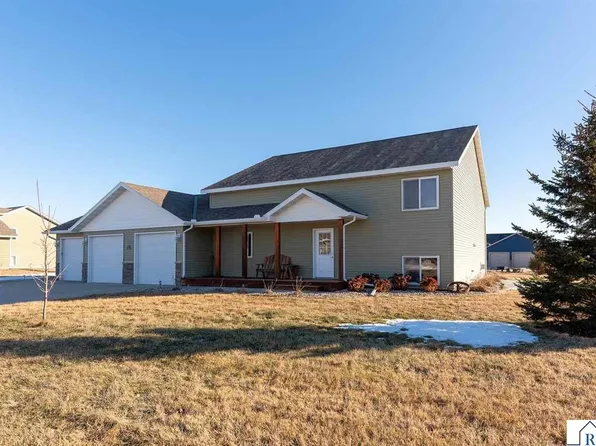 141 Chase Ave, Nicollet, MN 56074