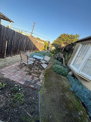 1752 Chestnut Ave Photo 1