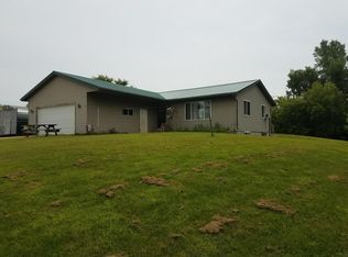 1365 Hempton Cir, Reedsville, WI 54230
