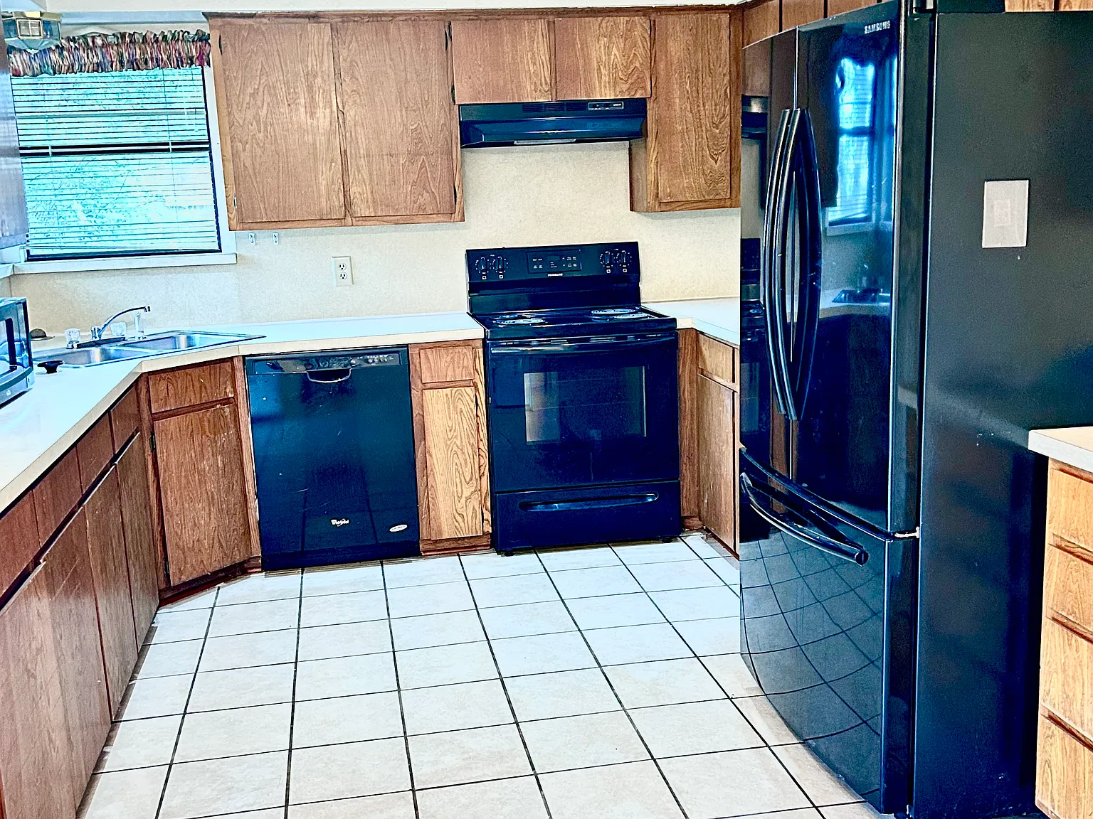 3 bed, 1700 sqft, $1,750 — Photo 4