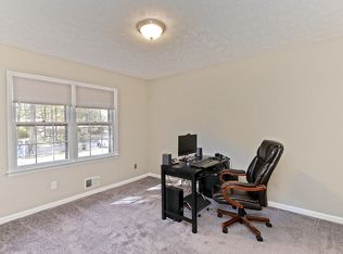 1706 Corinth Cir, Stone Mountain, GA 30087