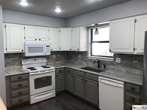 5th image of 112 Greta St