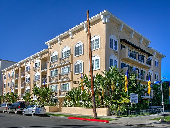 3rd image of 3055 W 5th St APT 308