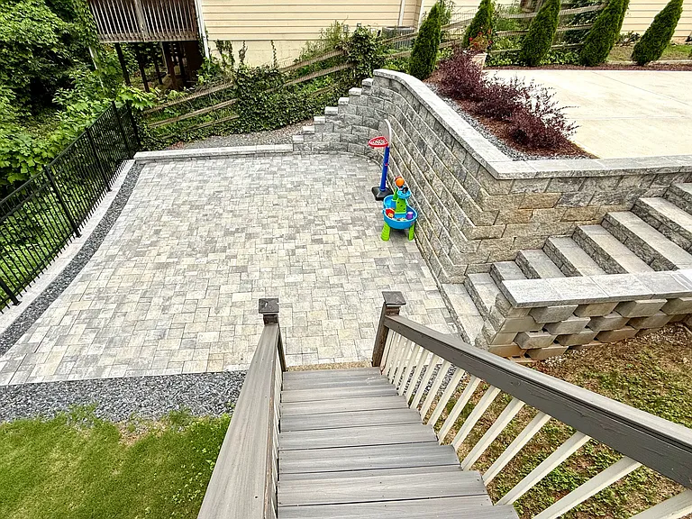 3725 Upland Dr — Photo 23