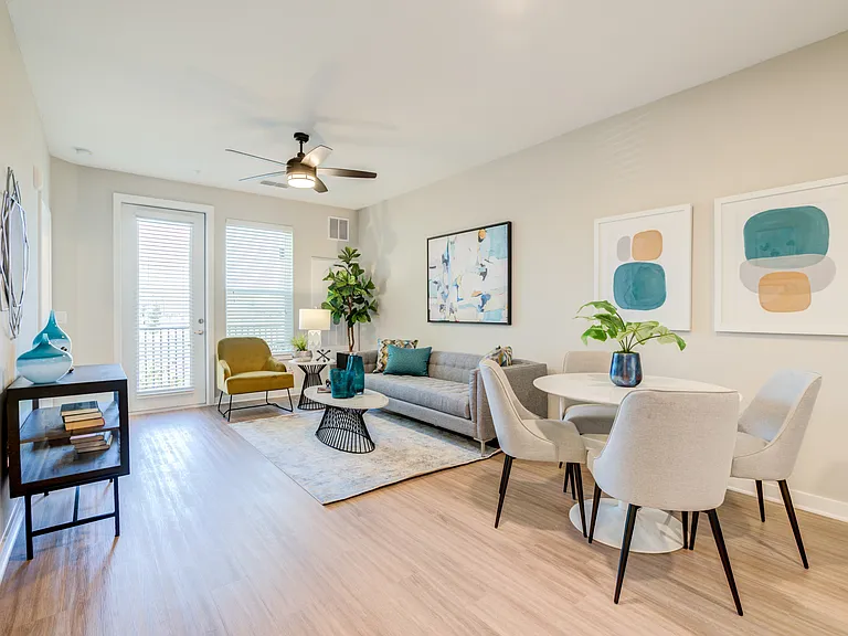 The Pointe at Siena Ridge 55+ Active Adult Apartment Homes — Photo 20