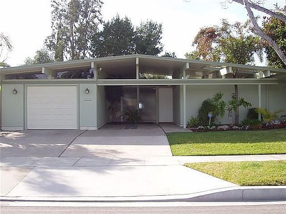 Front of Eichler