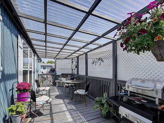 5th image of 300 SW 7th Ave Unit 131