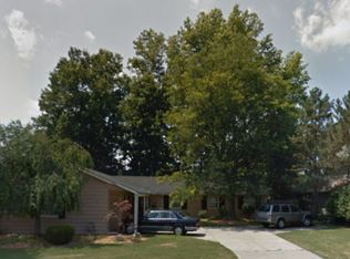 548 Crossbrook Dr, Berea, OH 44017