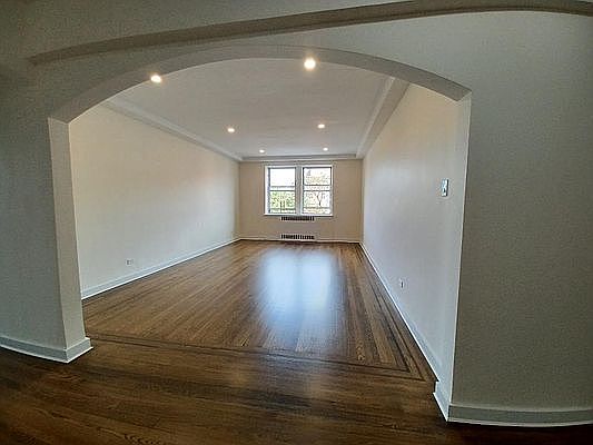 3rd image of 72-38 113th St APT 4K
