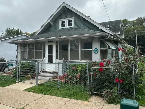 586 Almond St, Dubuque, IA 52001