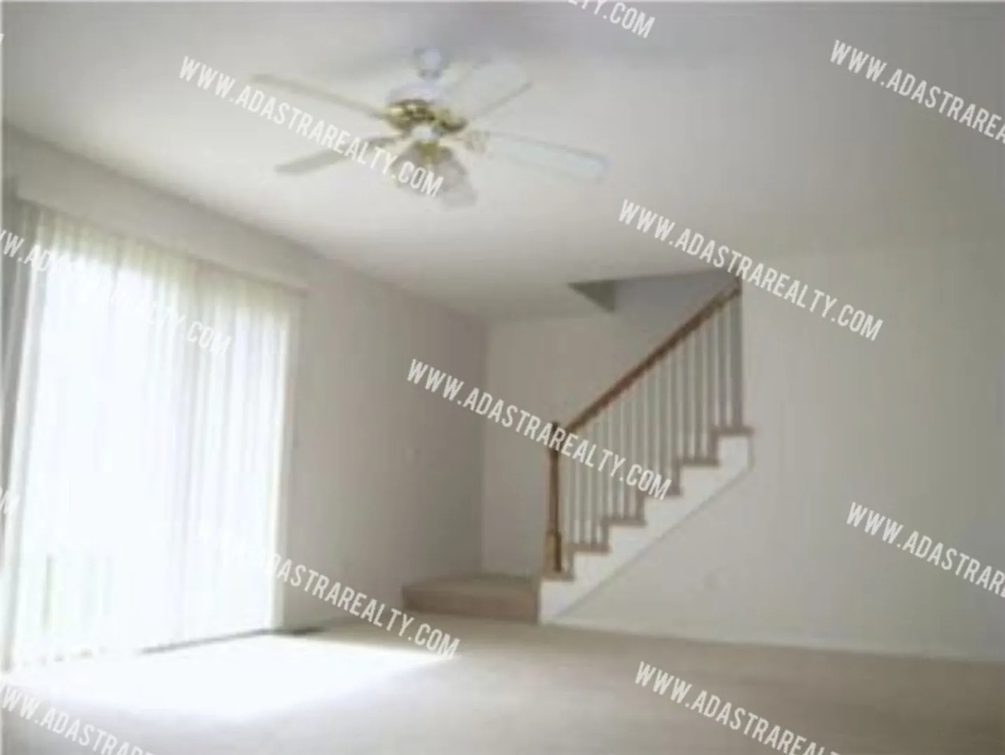 Beautiful and Spacious Louisburg Townhome-Available NOW!! — Photo 4