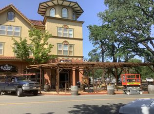 1047 McClelland Dr, Windsor, CA 95492