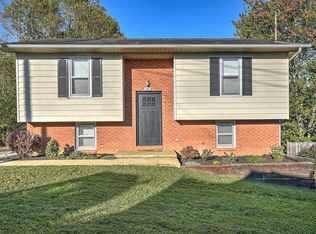 321 Sugartree Rd, Piney Flats, TN 37686