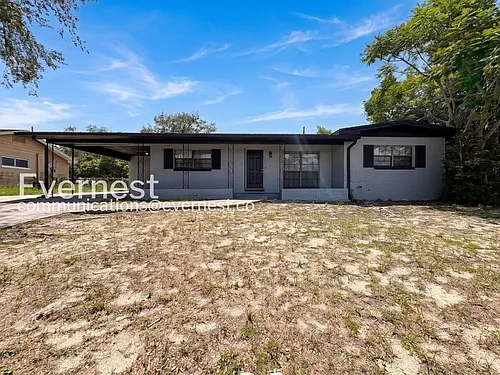 2112 Wolf Rd Photo 1