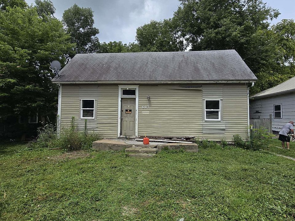 1st image of 603 S Washington St