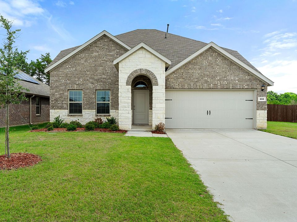 1st image of 202 Ashbrook Dr